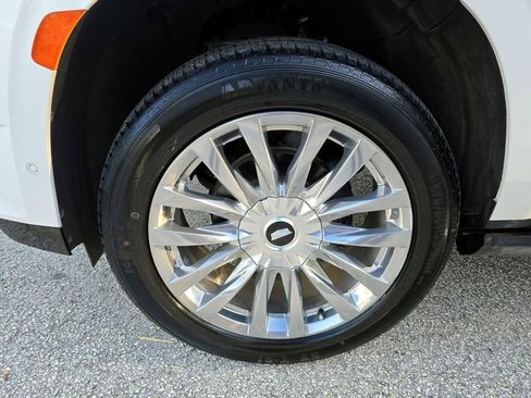 Used 2023 Cadillac Escalade ESV Premium Luxury w/ Performance Package image 9