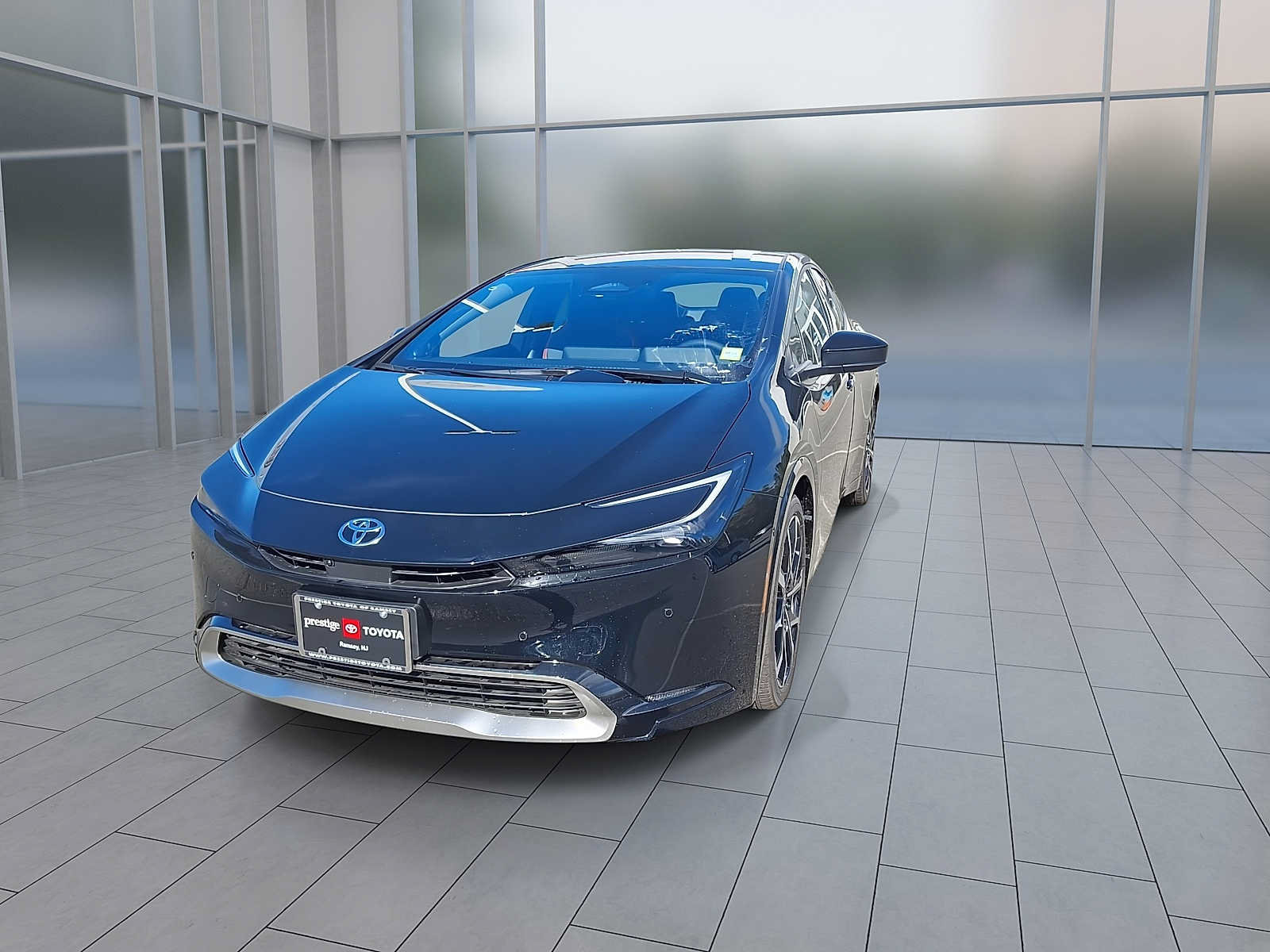 Used 2026 Toyota Prius Plug-In Hybrid w/ Limited Premium Package FWD image 5