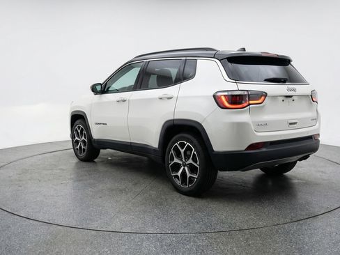 Used 2025 Jeep Compass Limited image 6