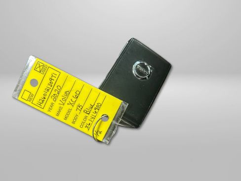 Used 2020 Volvo XC60 T5 Momentum image 37