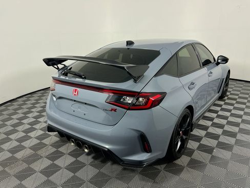 Used 2025 Honda Civic Type R image 3