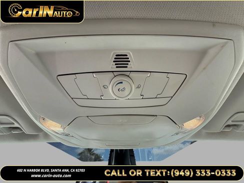 Used 2015 Ford Escape Titanium FWD image 24