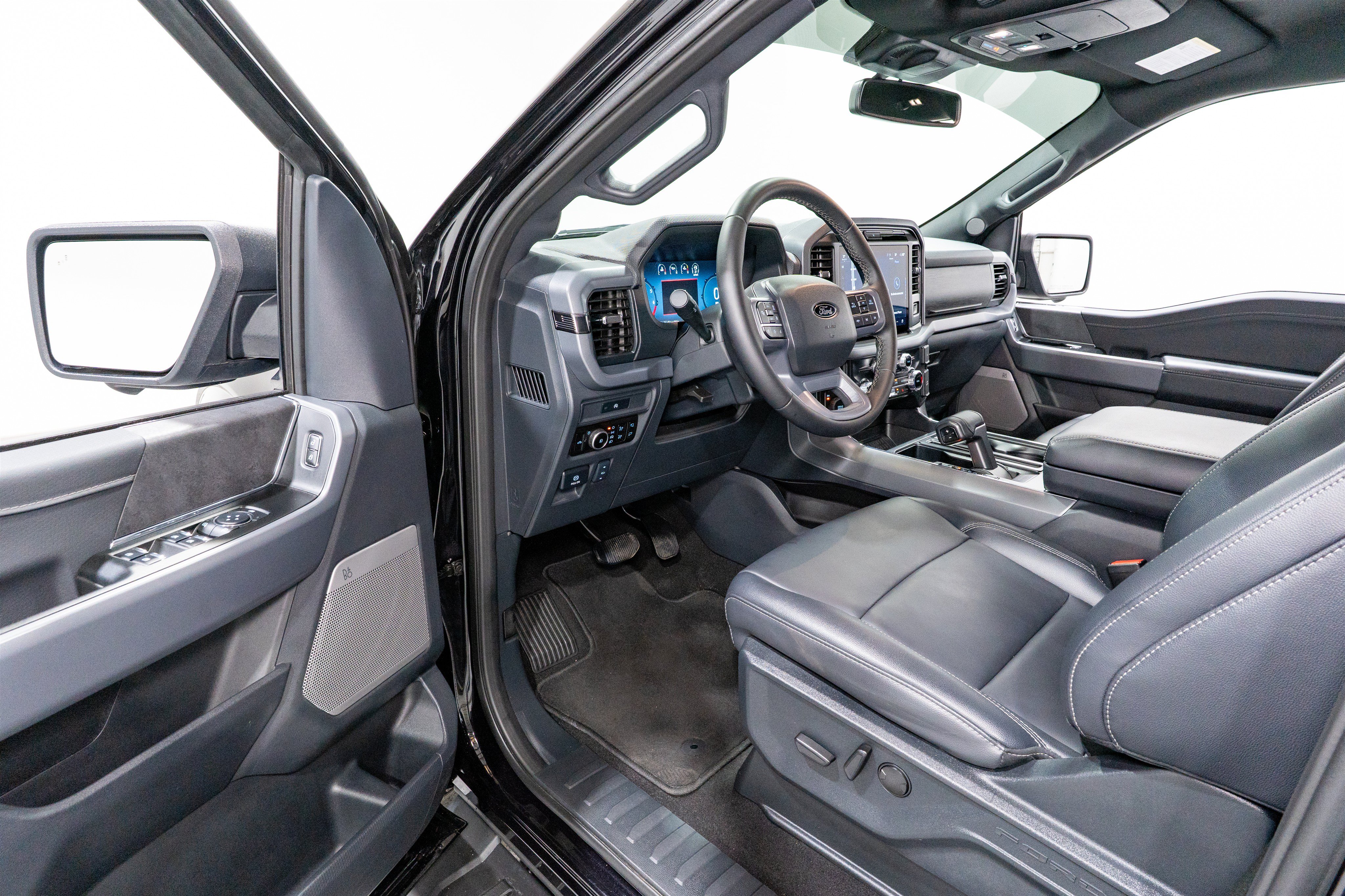 Used 2025 Ford F150 XLT w/ Equipment Group 303A High AWD/4WD image 14