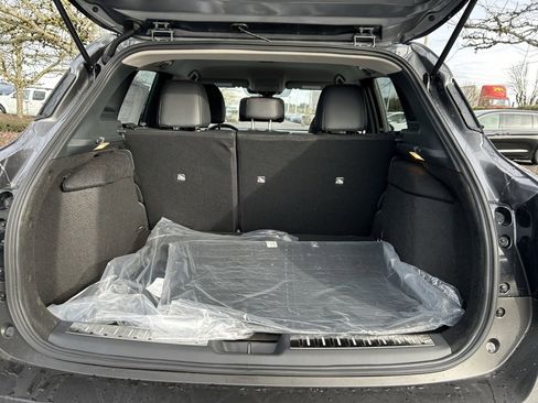 New 2025 Nissan Kicks SR w/ Illumination Package image 24