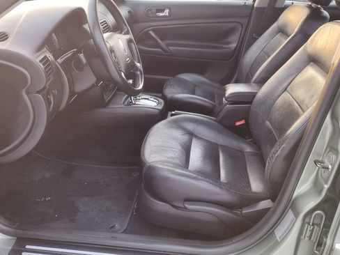 Used 2003 Volkswagen Passat GLS image 10