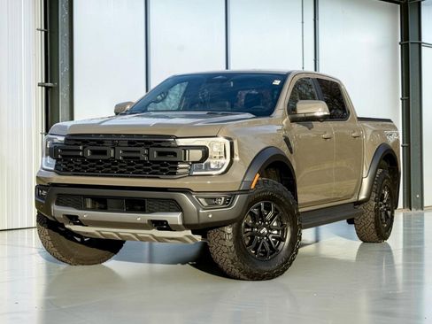 Used 2025 Ford Ranger Raptor image 2