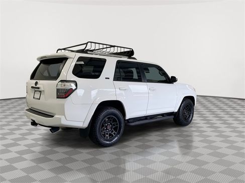 Used 2023 Toyota 4Runner SR5 Premium image 12