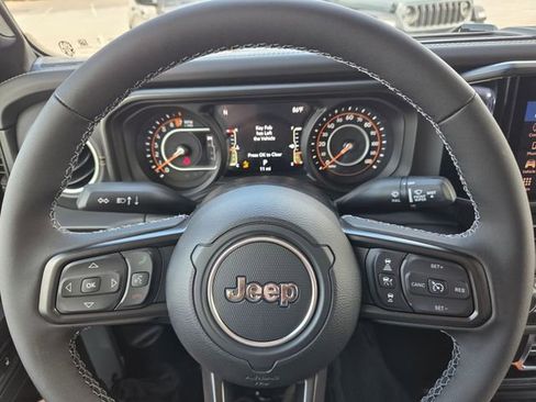 New 2026 Jeep Gladiator Sport image 29