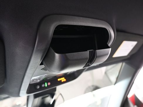 Used 2022 Chevrolet Equinox RS w/ RS Leather Package image 38