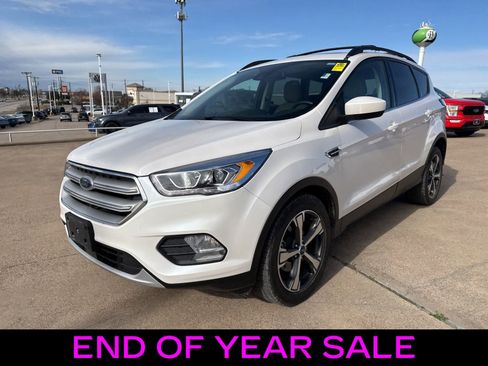 Used 2018 Ford Escape SEL w/ Ford Safe & Smart Package image 3