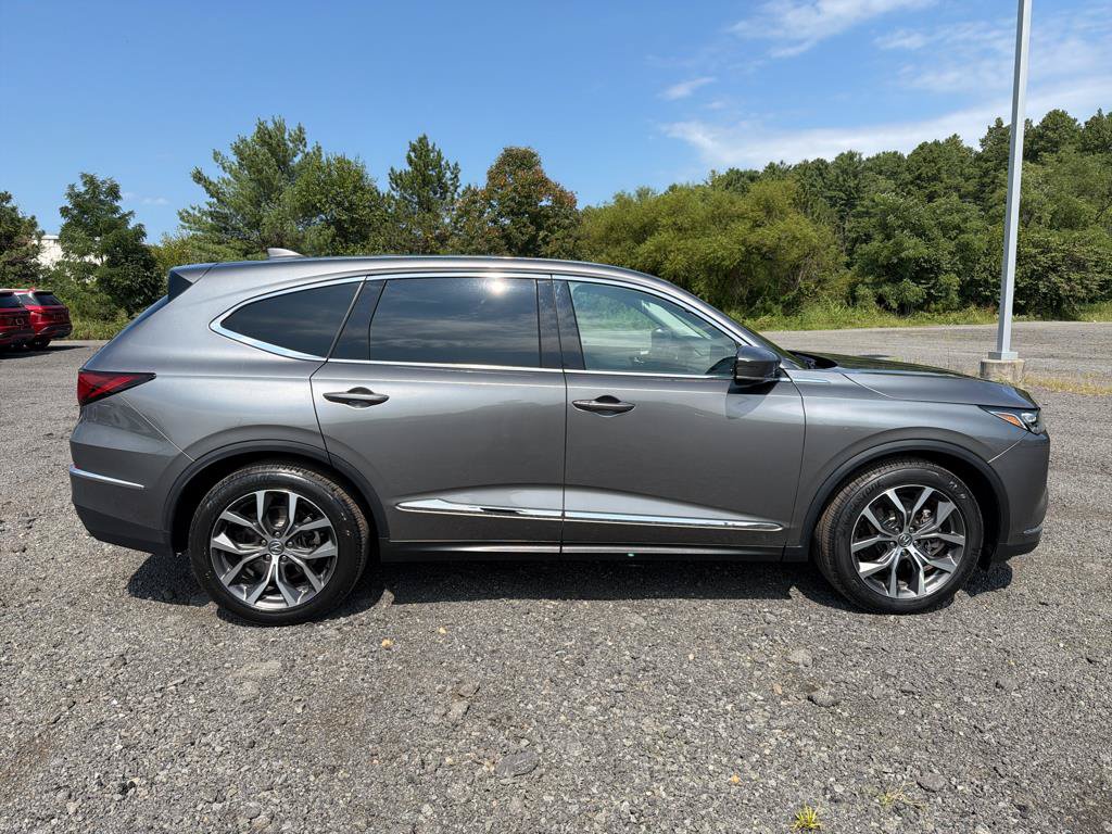 Certified 2024 Acura MDX w/ Technology Package AWD/4WD image 8