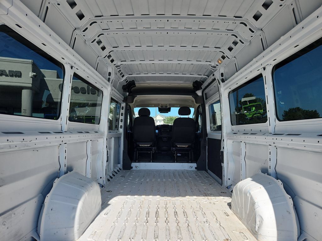 Used 2023 RAM ProMaster 3500 FWD image 9