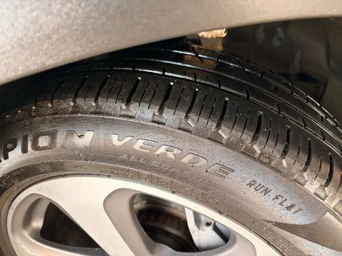 Used 2019 Mercedes-Benz GLC 300 4MATIC image 38