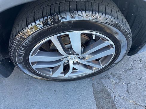 Used 2016 Honda Pilot Touring image 22