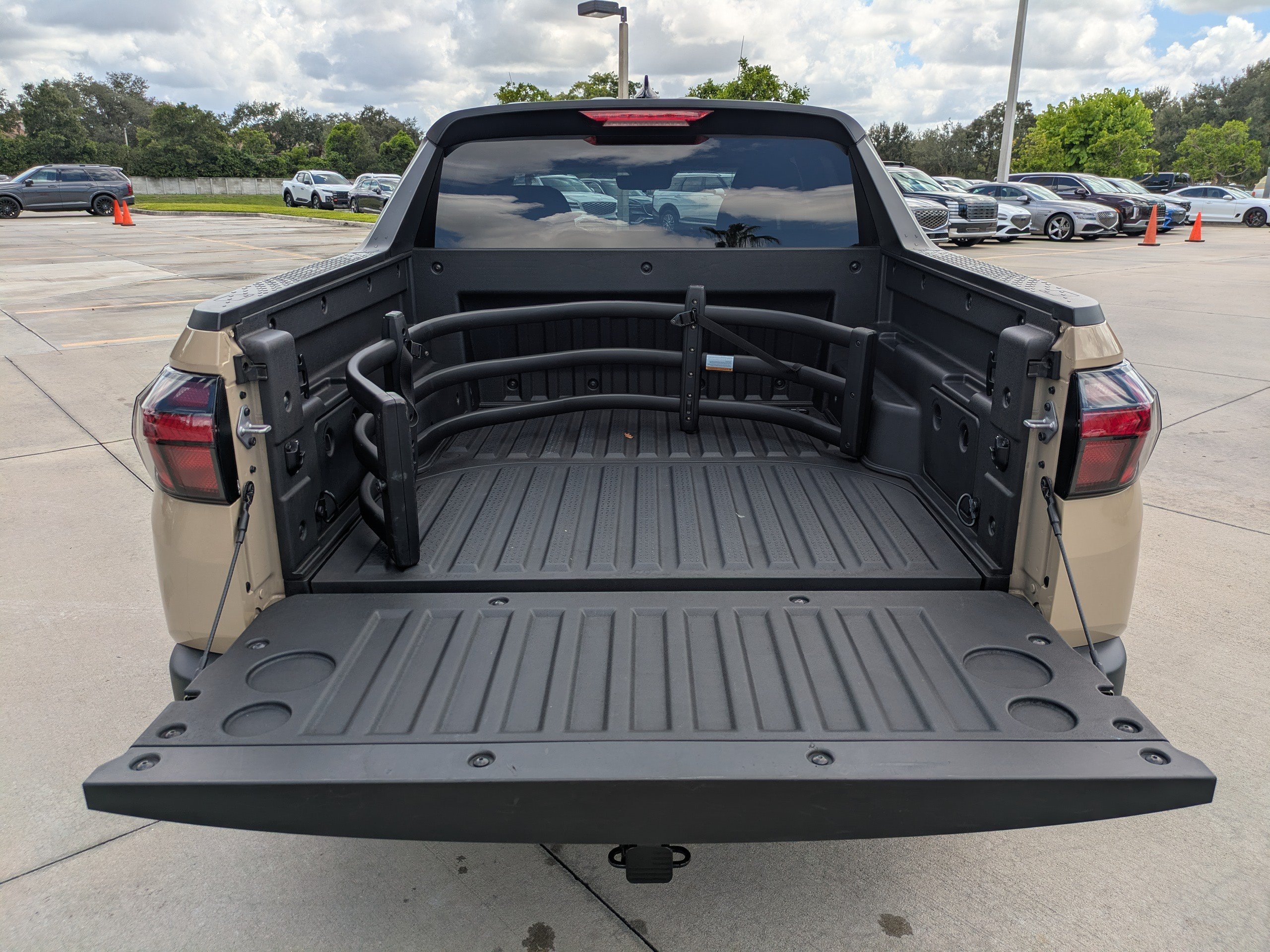 Certified 2024 Hyundai Santa Cruz SEL AWD/4WD image 11