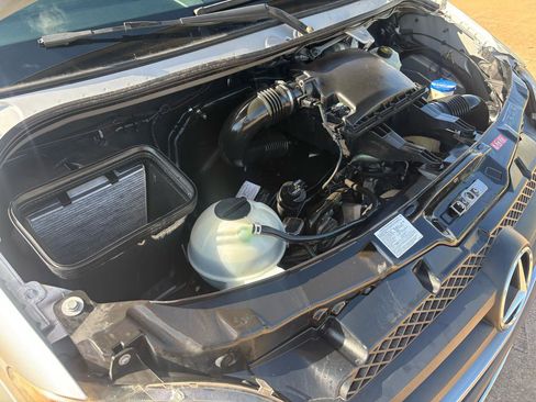 Used 2007 Dodge Sprinter 2500 w/ Cooling Group RWD image 29
