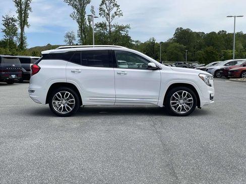 Used 2023 GMC Terrain Denali w/ Denali Premium Package AWD/4WD image 32