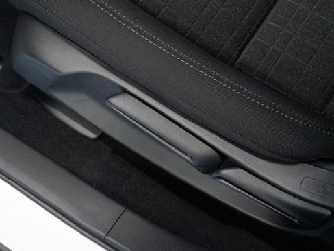 New 2027 Honda HR-V LX image 4