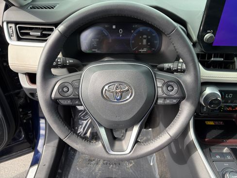 Used 2023 Toyota RAV4 Limited AWD/4WD image 12