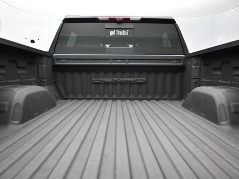 Used 2023 GMC Sierra 1500 Denali w/ Denali Reserve Package AWD/4WD image 7