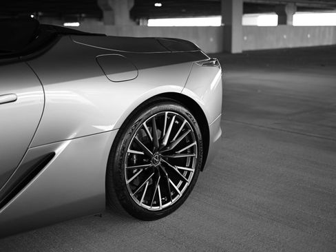 Used 2024 Lexus LC 500 Convertible image 30