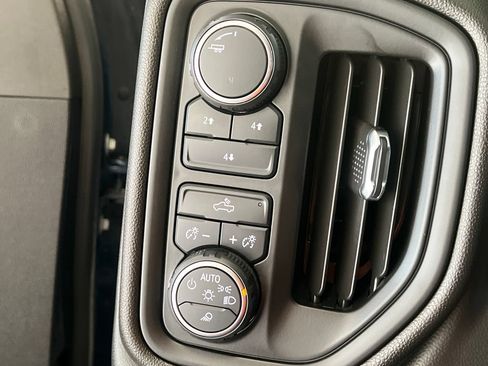 Used 2017 Chevrolet Tahoe LT AWD/4WD image 36