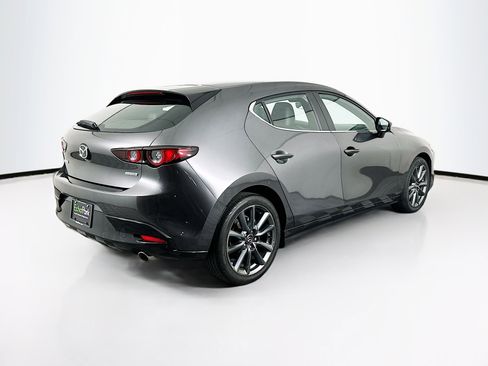 Used 2021 MAZDA MAZDA3 s image 9