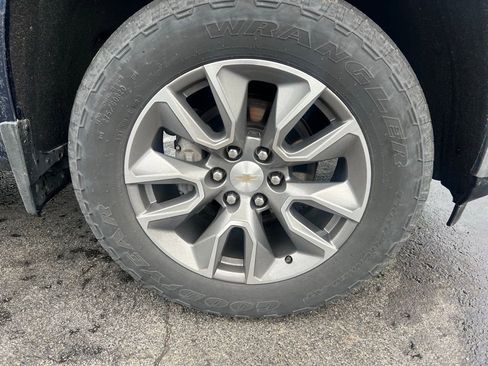 Used 2022 Chevrolet Silverado 1500 LT image 10