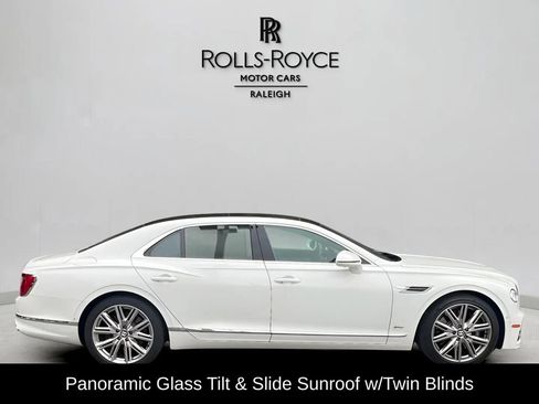 Used 2022 Bentley Flying Spur Plug-In Hybrid image 7