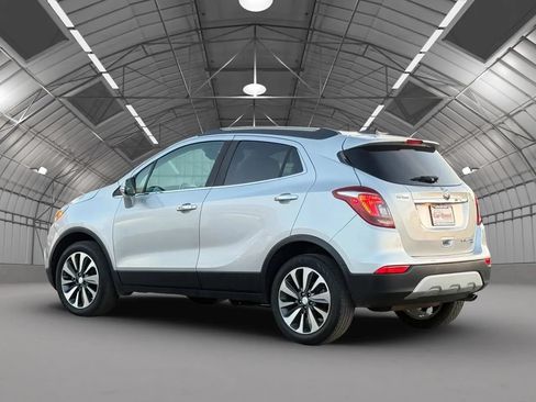 Used 2020 Buick Encore Essence AWD/4WD image 5