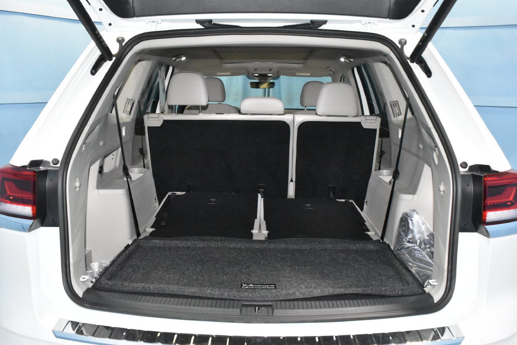 Certified 2026 Volkswagen Atlas SE w/ Panoramic Sunroof Package AWD/4WD image 26