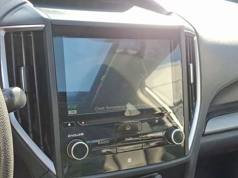 Used 2020 Subaru Forester Limited image 19