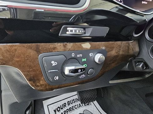 Used 2018 Audi Q7 3.0T Prestige image 39