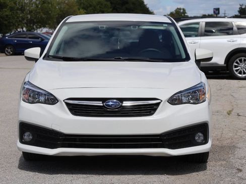 Used 2022 Subaru Impreza 2.0i Premium image 2