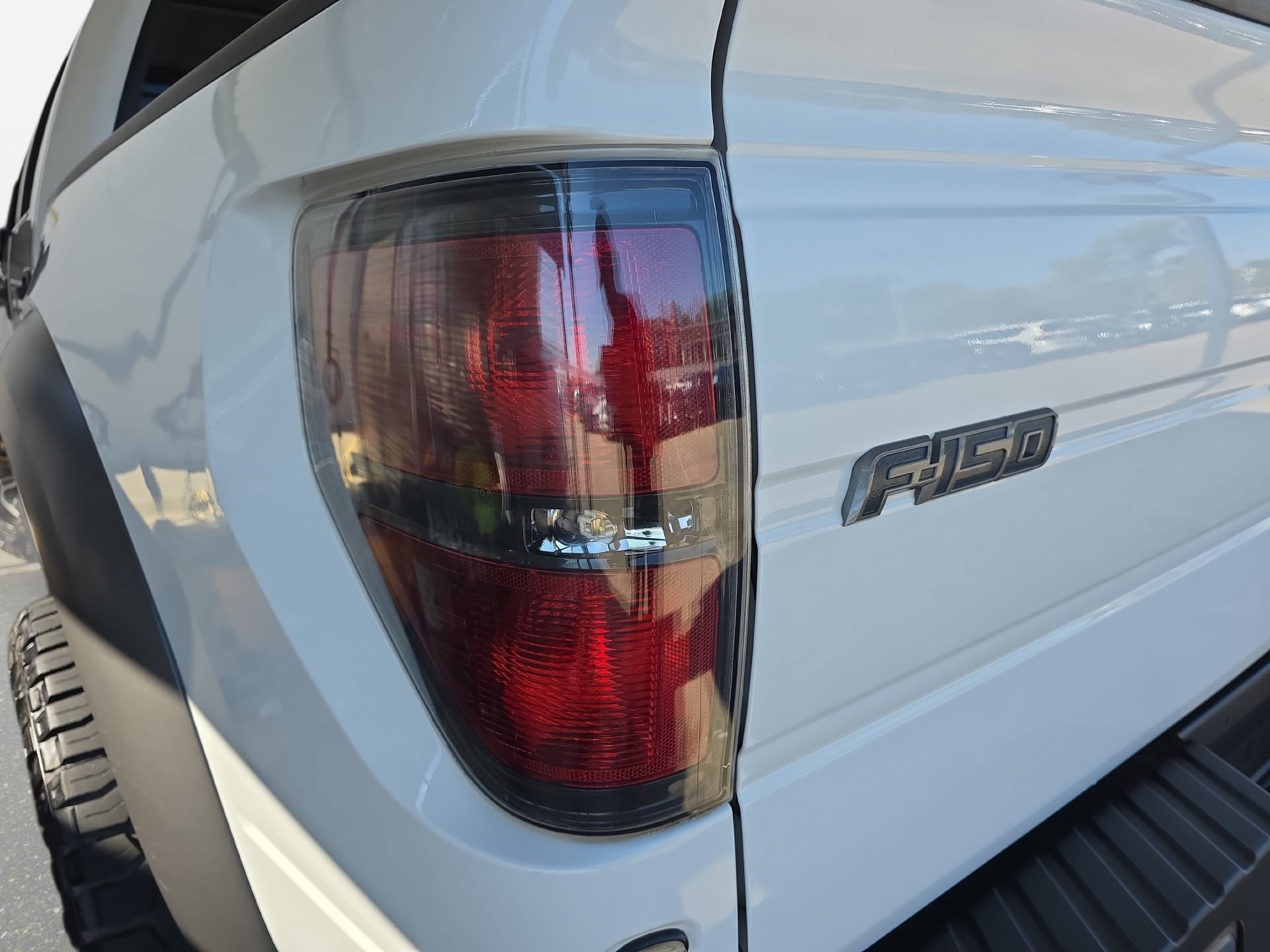 Used 2012 Ford F150 Raptor w/ Raptor Luxury Pkg AWD/4WD image 32