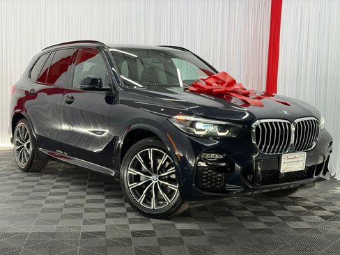 Used 2019 BMW X5 xDrive40i w/ M Sport Package image 1