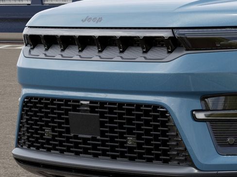 New 2026 Jeep Grand Wagoneer Limited AWD/4WD image 28