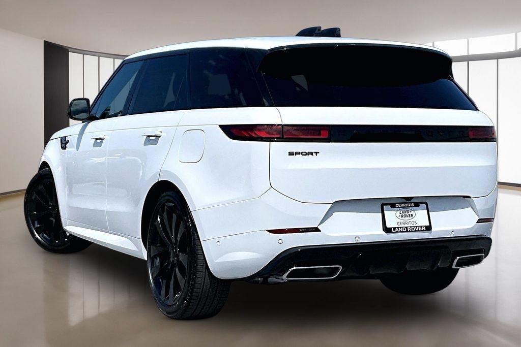 New 2026 Land Rover Range Rover Sport Dynamic SE AWD/4WD image 3