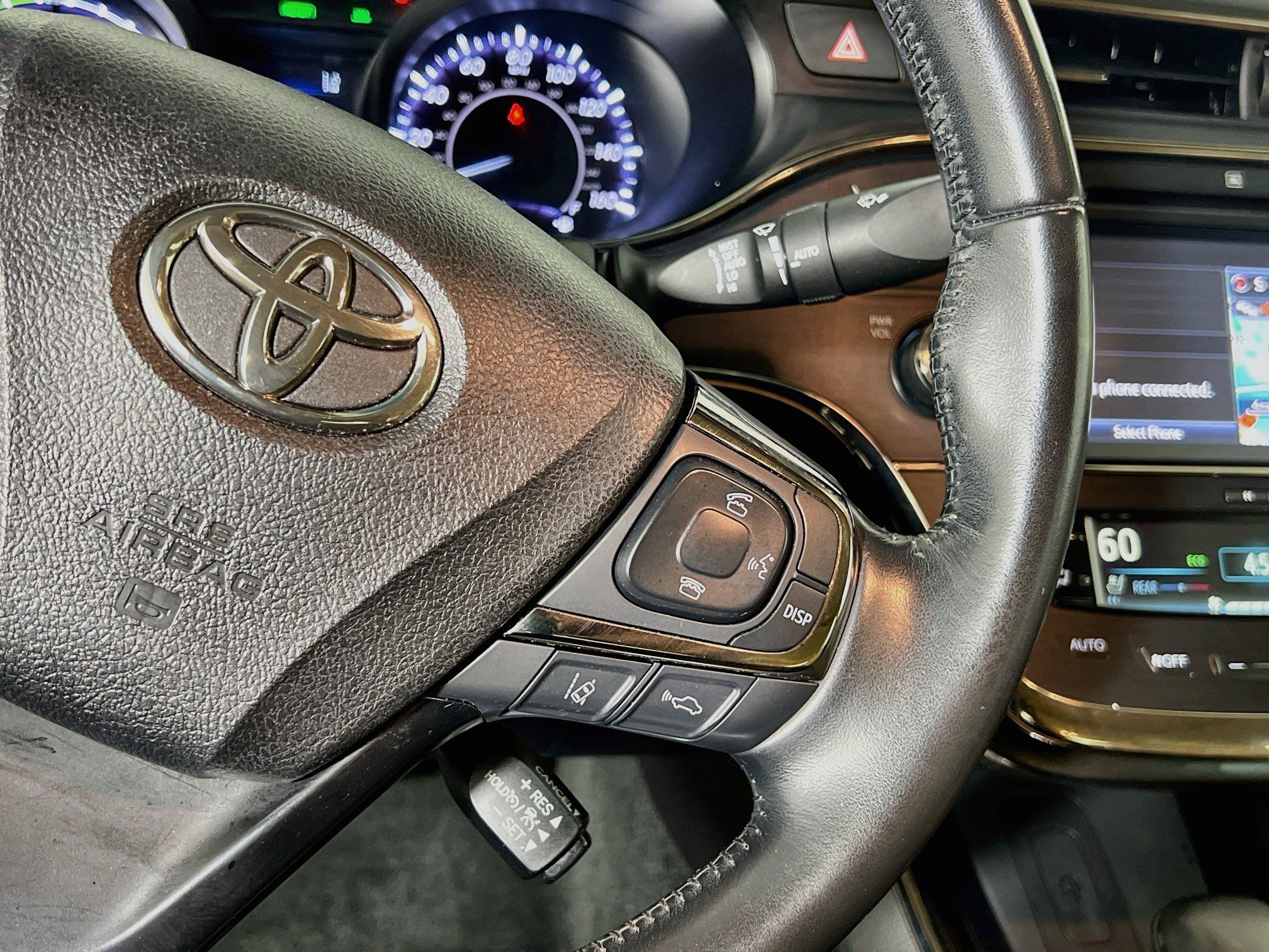 Used 2018 Toyota Avalon Limited FWD image 20