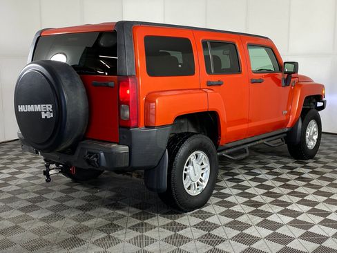 Used 2008 HUMMER H3 image 8