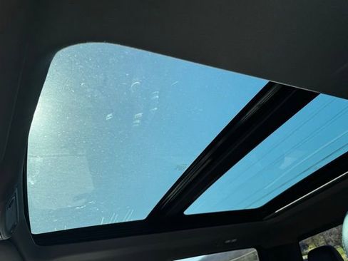 Used 2018 Ford F250 Lariat w/ Lariat Value Package image 24