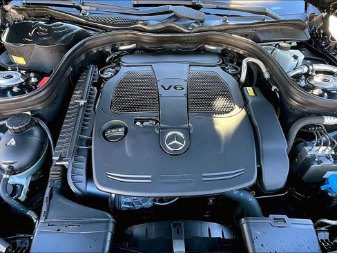 Used 2014 Mercedes-Benz E 350 Sedan image 31