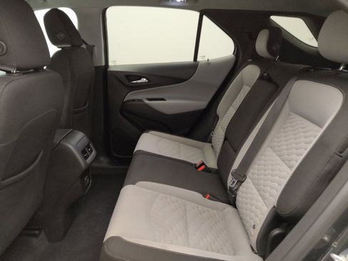 Used 2020 Chevrolet Equinox LT FWD image 18