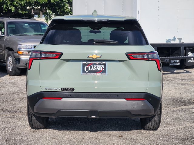 Used 2026 Chevrolet Equinox LT FWD image 6