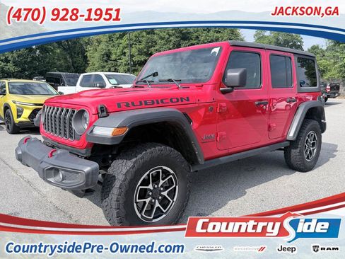 Used 2025 Jeep Wrangler Unlimited Rubicon AWD/4WD image 1
