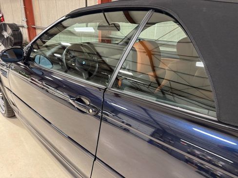 Used 2005 BMW M3 Convertible RWD image 34