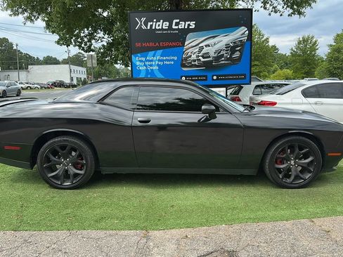 Used 2015 Dodge Challenger R/T Plus RWD image 8