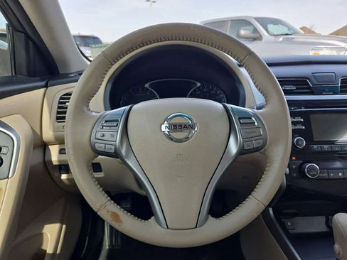 Used 2015 Nissan Altima 2.5 SV FWD image 21