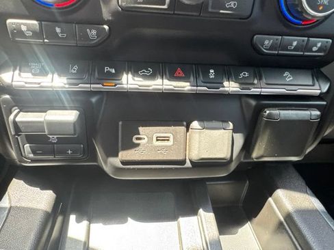 Used 2020 Chevrolet Silverado 2500 High Country w/ Technology Package AWD/4WD image 46