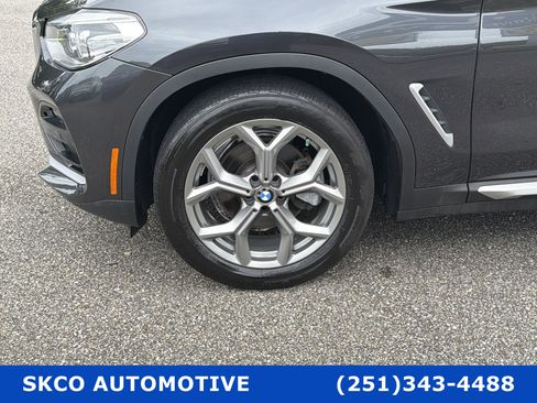 Used 2021 BMW X4 xDrive30i w/ Convenience Package AWD/4WD image 9